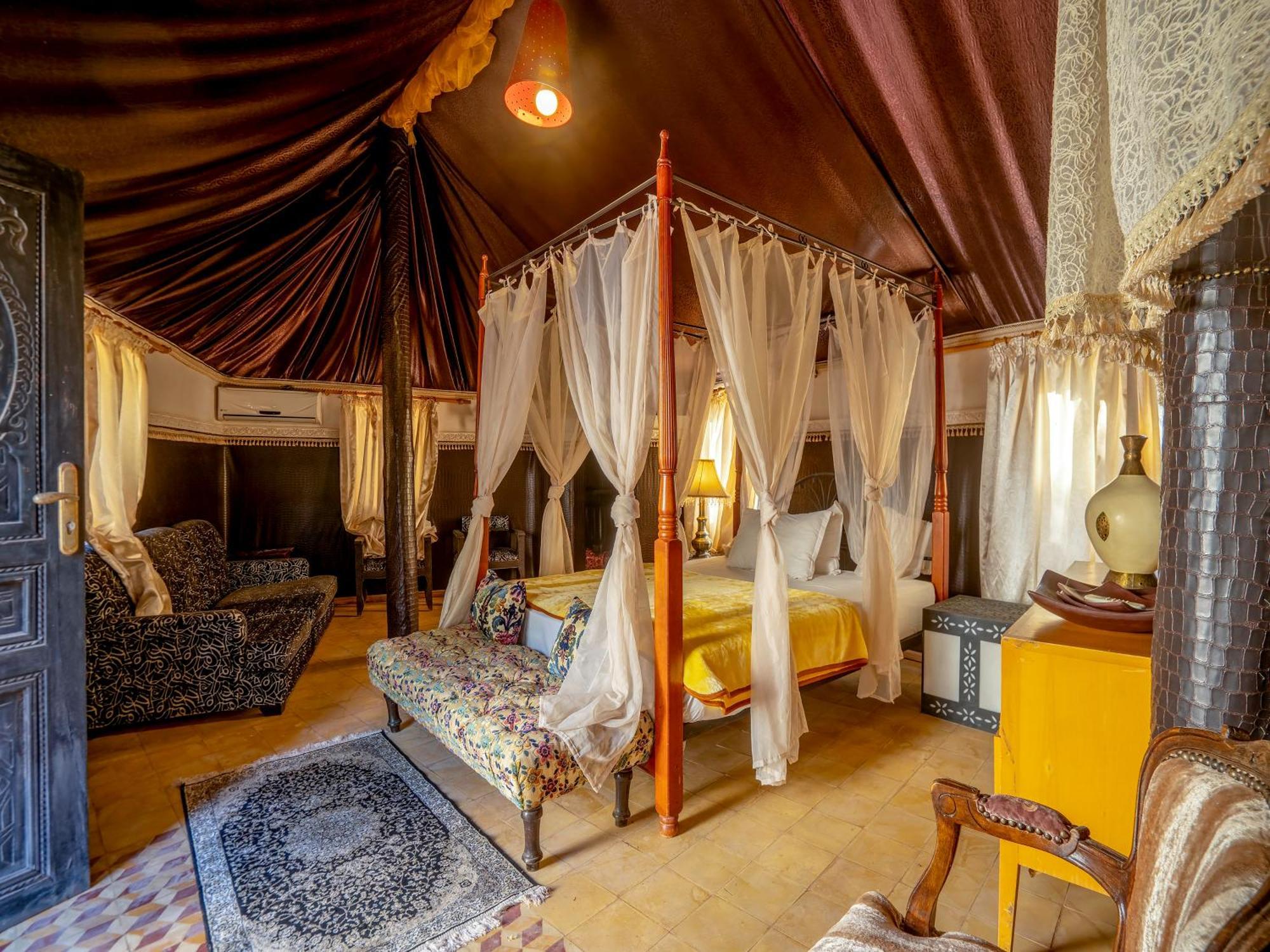 Riad Cle De Sol El Jem'a Ghemat Екстериор снимка